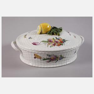 Nymphenburg Deckelterrine als Henkelkorb