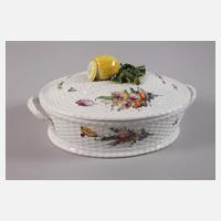 Nymphenburg Deckelterrine als Henkelkorb111