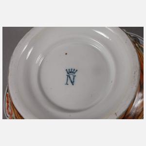 Rudolstadt Deckeldose im Capodimonte-Stil