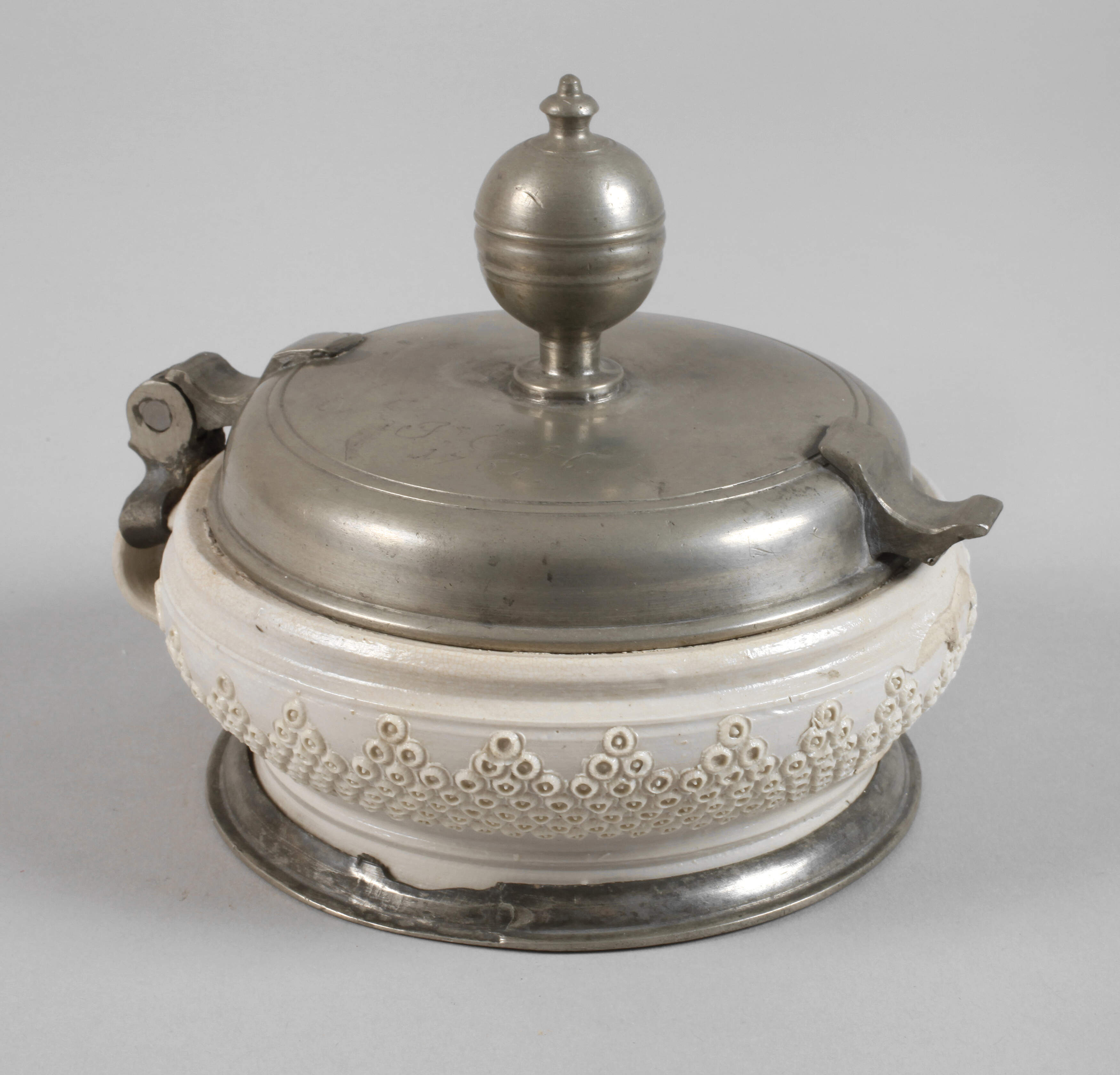 Barocke Altenburger Butterdose