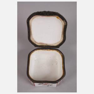 Delft barocke Deckeldose Fayence