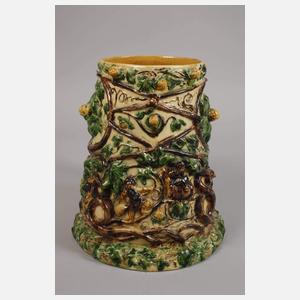 Übergroßer Historismushumpen