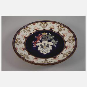 Zwei große Wappenteller Historismus