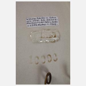 Zwei große Wappenteller Historismus