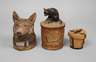 Drei Tabaktöpfe