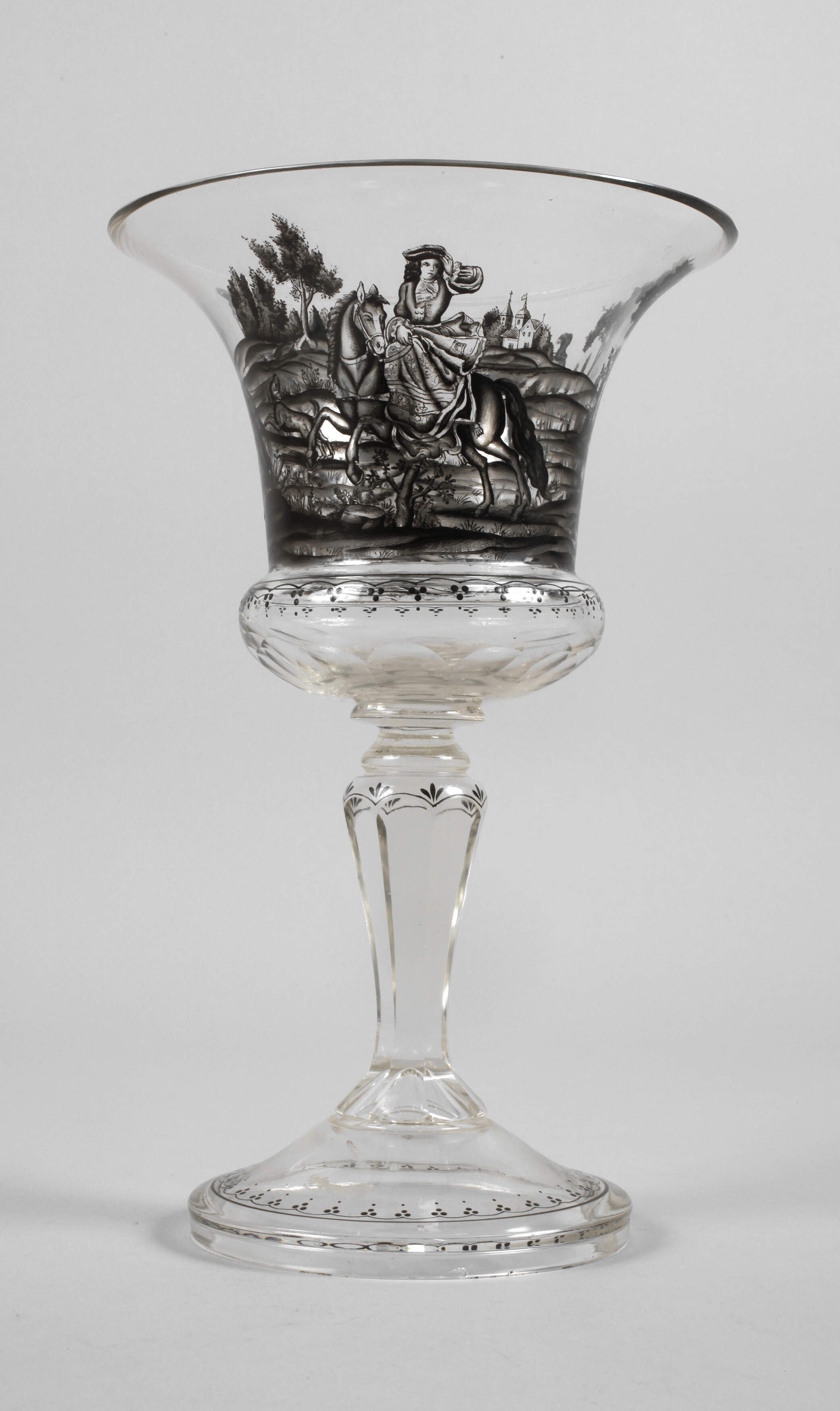 Pokalvase Schwarzlotmalerei