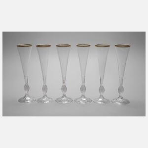 Sechs elegante Sektflöten