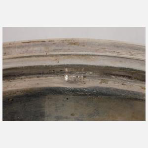 Großes handgetriebenes Silbertablett