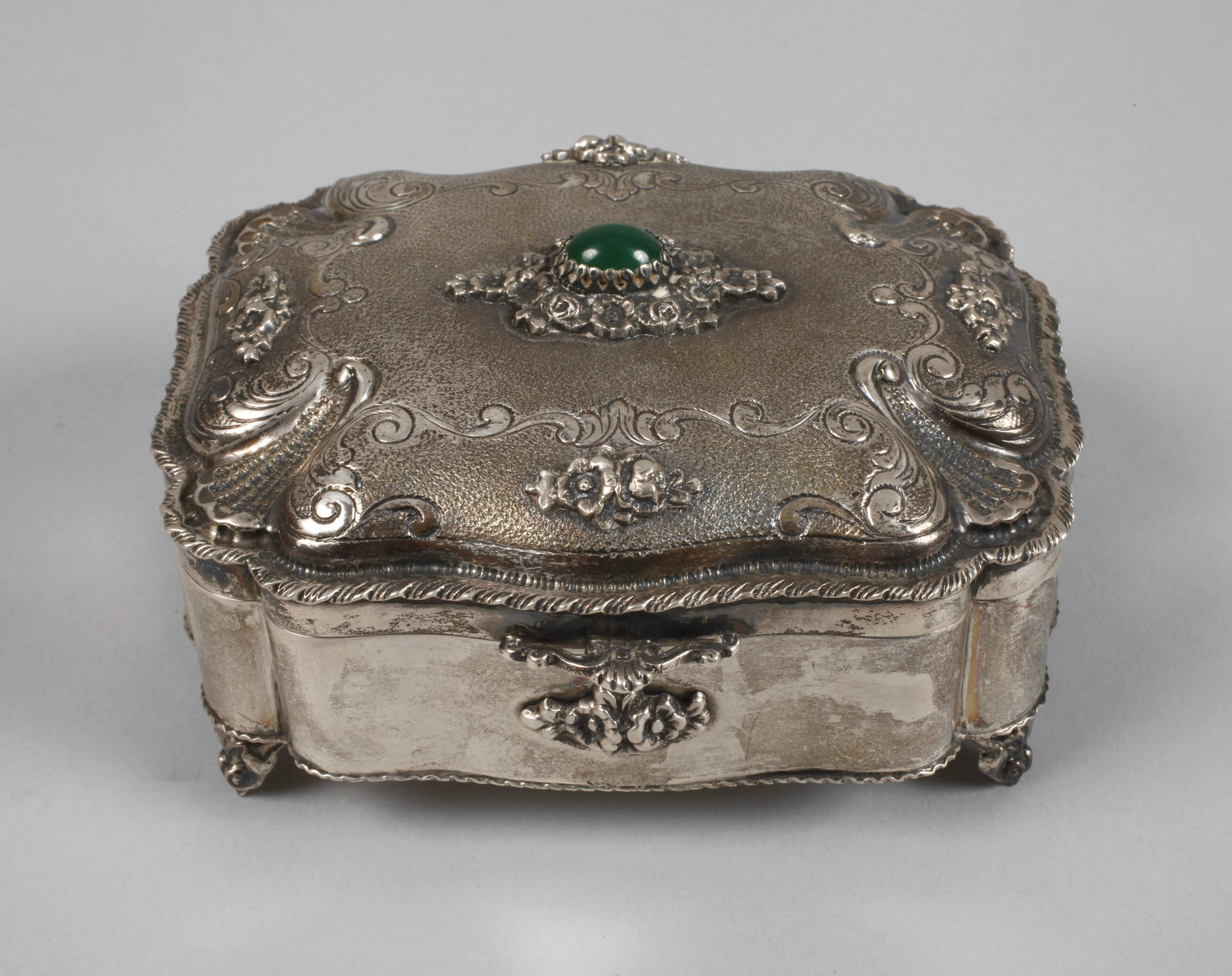 Silberdose mit Chrysoprascabochon