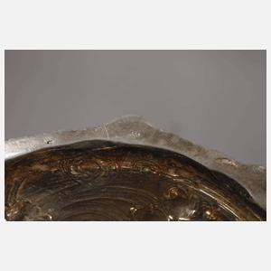 Silber bauchige Schenkkanne mit Weinlaubdekor