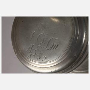 Zinnwalzenkrug zur Hochzeit