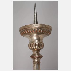 Vier große Altarleuchter