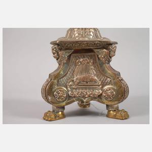 Vier große Altarleuchter