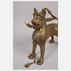 Öllampe in Form einer Aquamanile