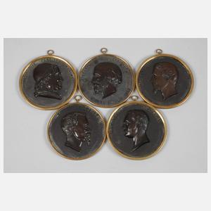 Fünf Portraitmedaillen
