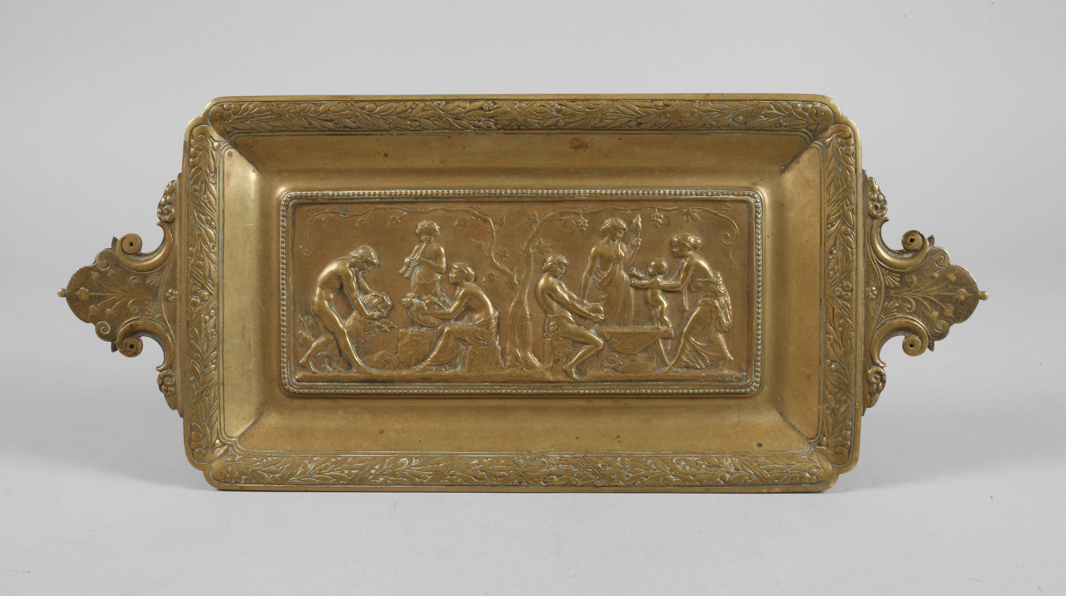 nach Élias, Robert Schale mit Bronzerelief