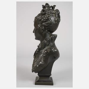 Vincent Désiré Faure de Broussé, Büste einer Königin