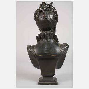 Vincent Désiré Faure de Broussé, Büste einer Königin