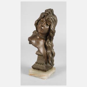 Emmanuel Villanis, Büste "Chatelaine"