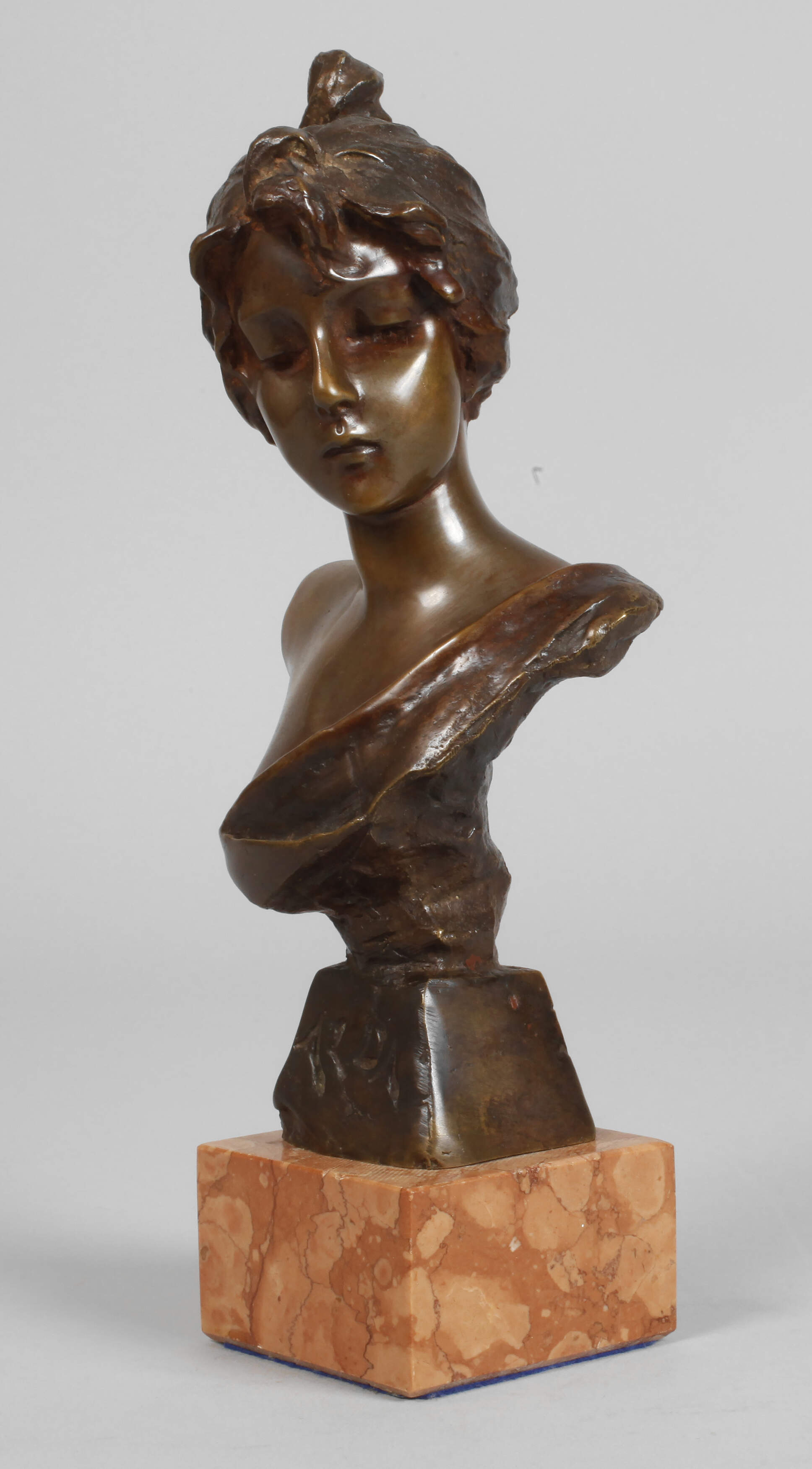 Emmanuel Villanis, Büste "Alda"