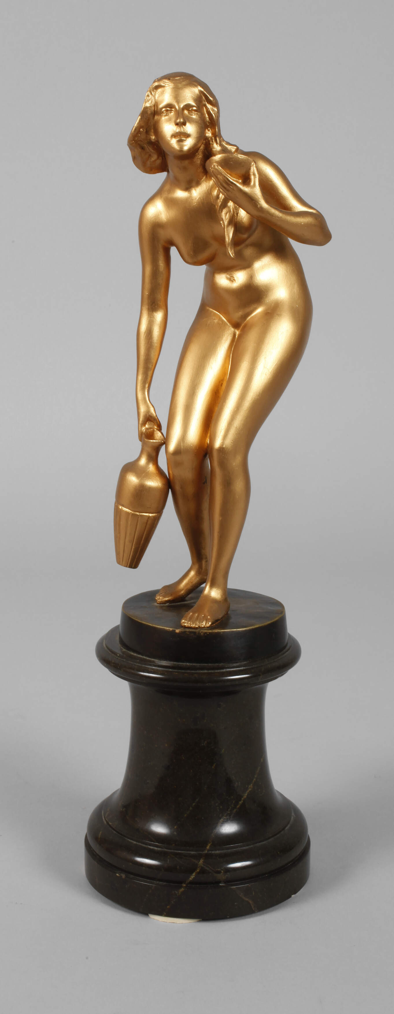 Karl P. Kowalczewski, Hebe