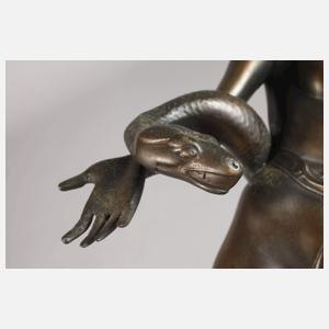 Hans Schaefer, Schlangenbeschwörerin