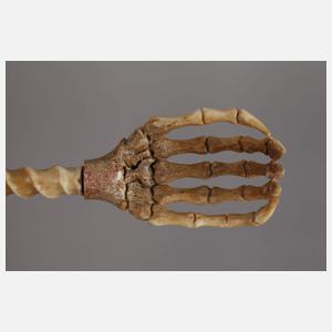 Rückenkratzer Memento Mori