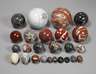 Konvolut Marmor-und Granitkugeln