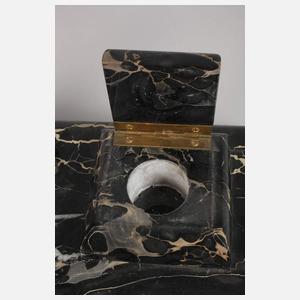 Monumentale Schreibtischgarnitur