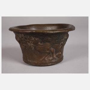 Zwei historische Mörser