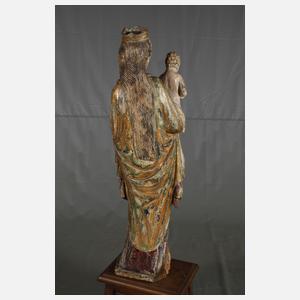 Geschnitztes Marienbildnis