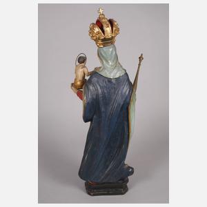 Geschnitzte Heiligenfigur