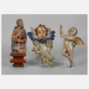 Drei figürliche Schnitzereien