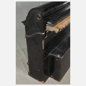 Pneumatische Klaviervorsetzer mit 70 Rollen