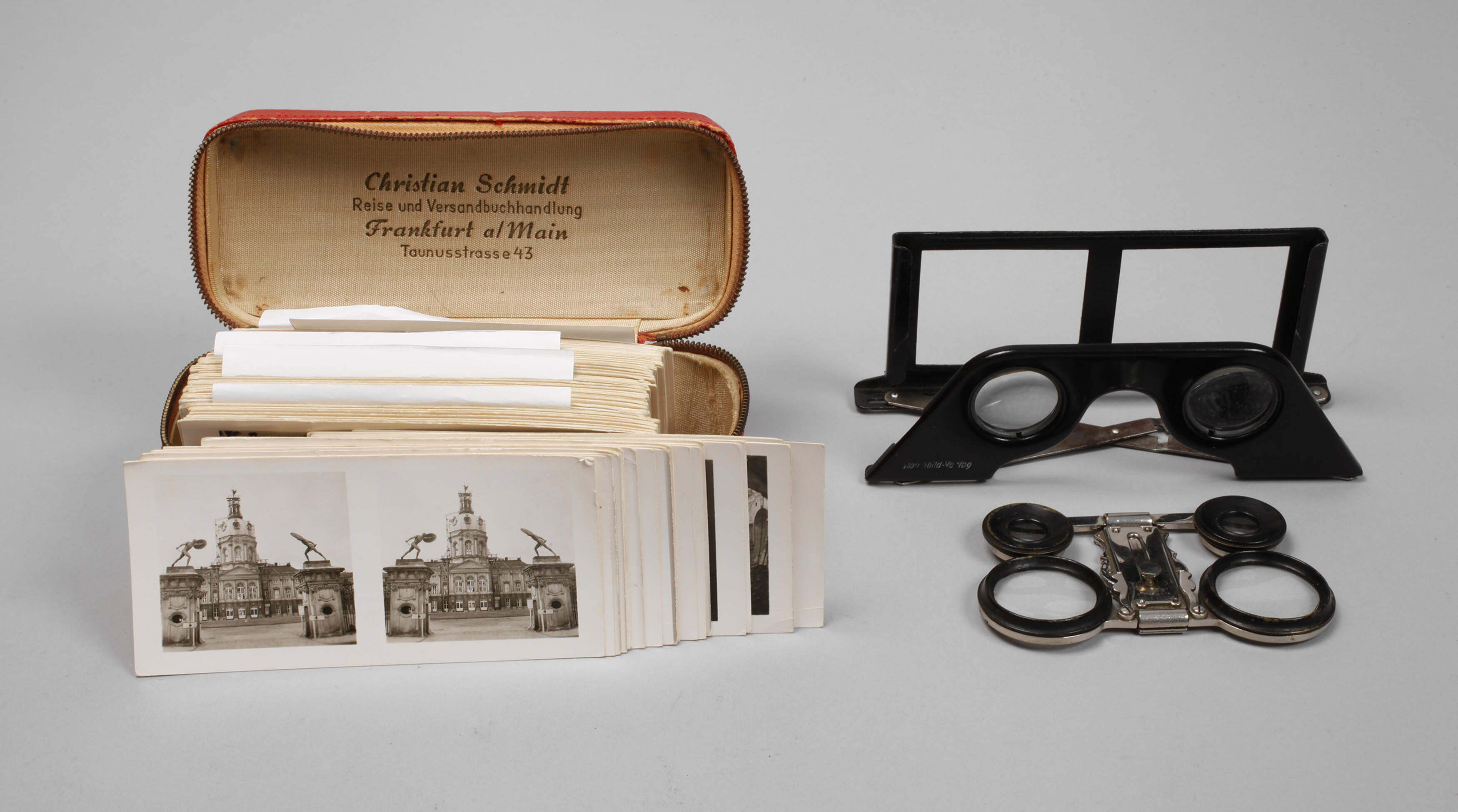 Konvolut Raumbilder mit Betrachter