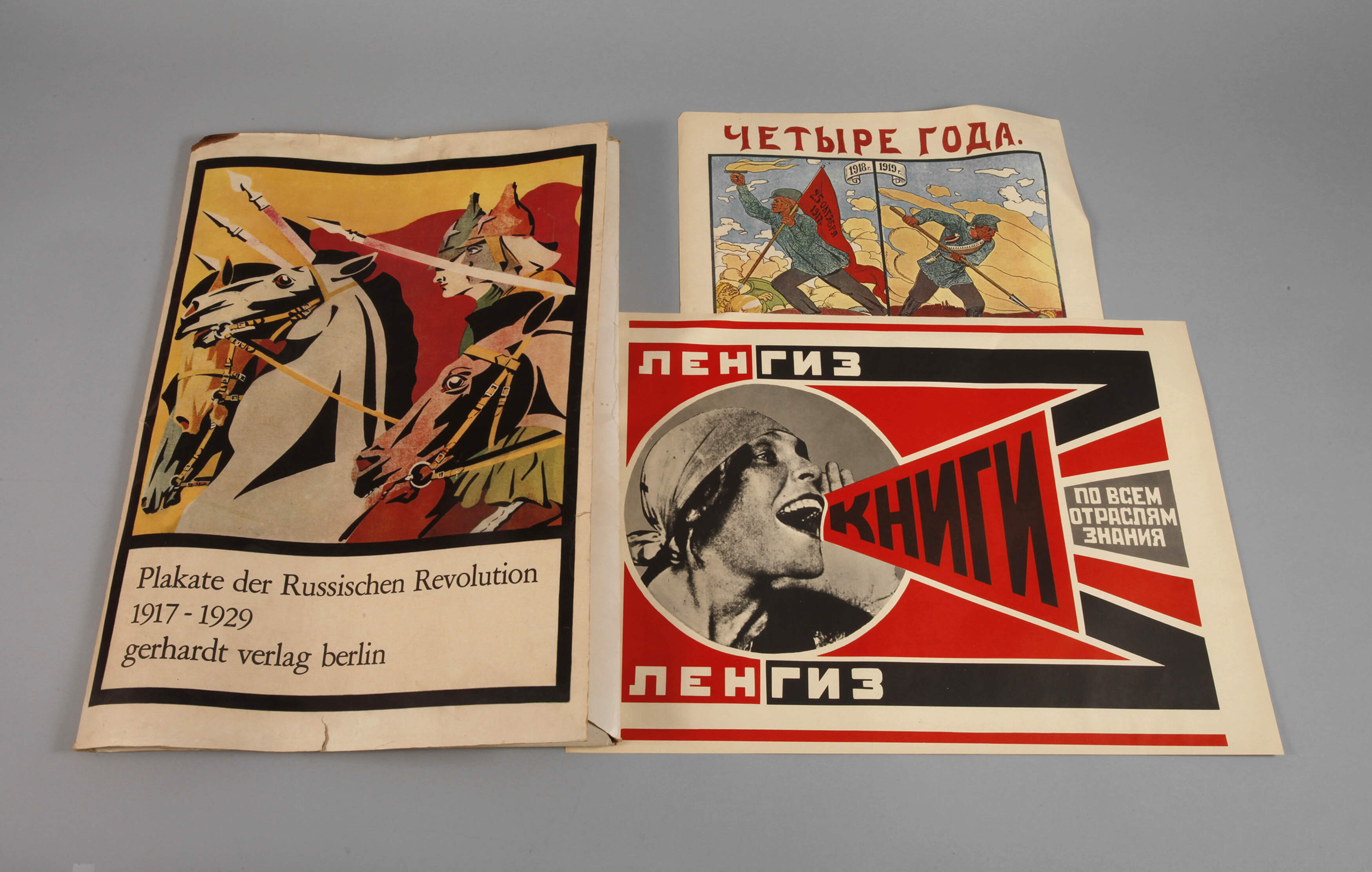 Mappe Plakate der russischen Revolution