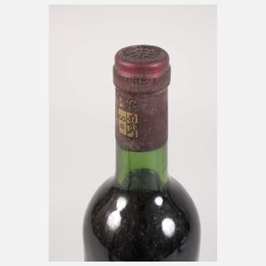 Drei Flaschen Rotwein