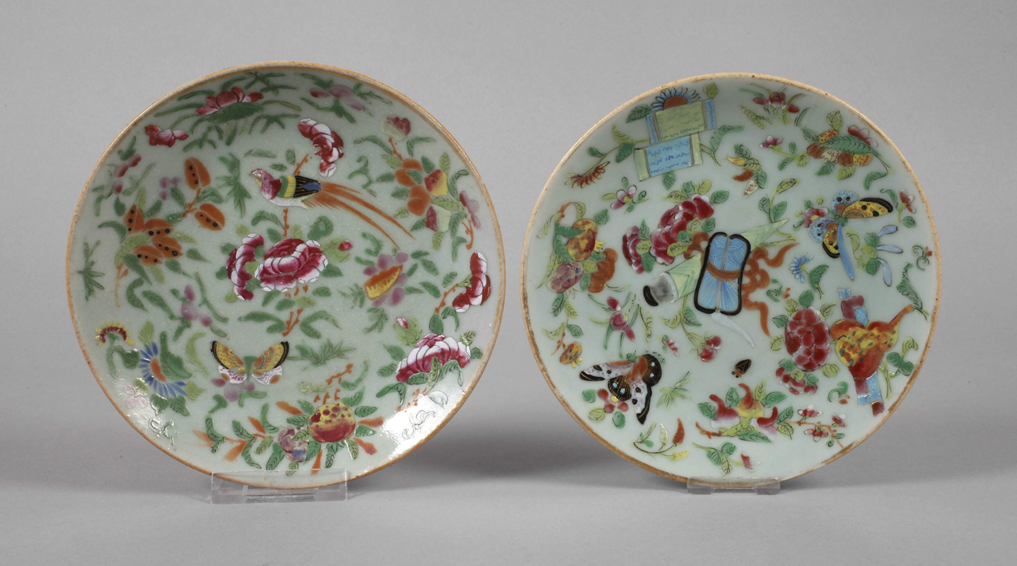 Zwei Zierteller Seladon