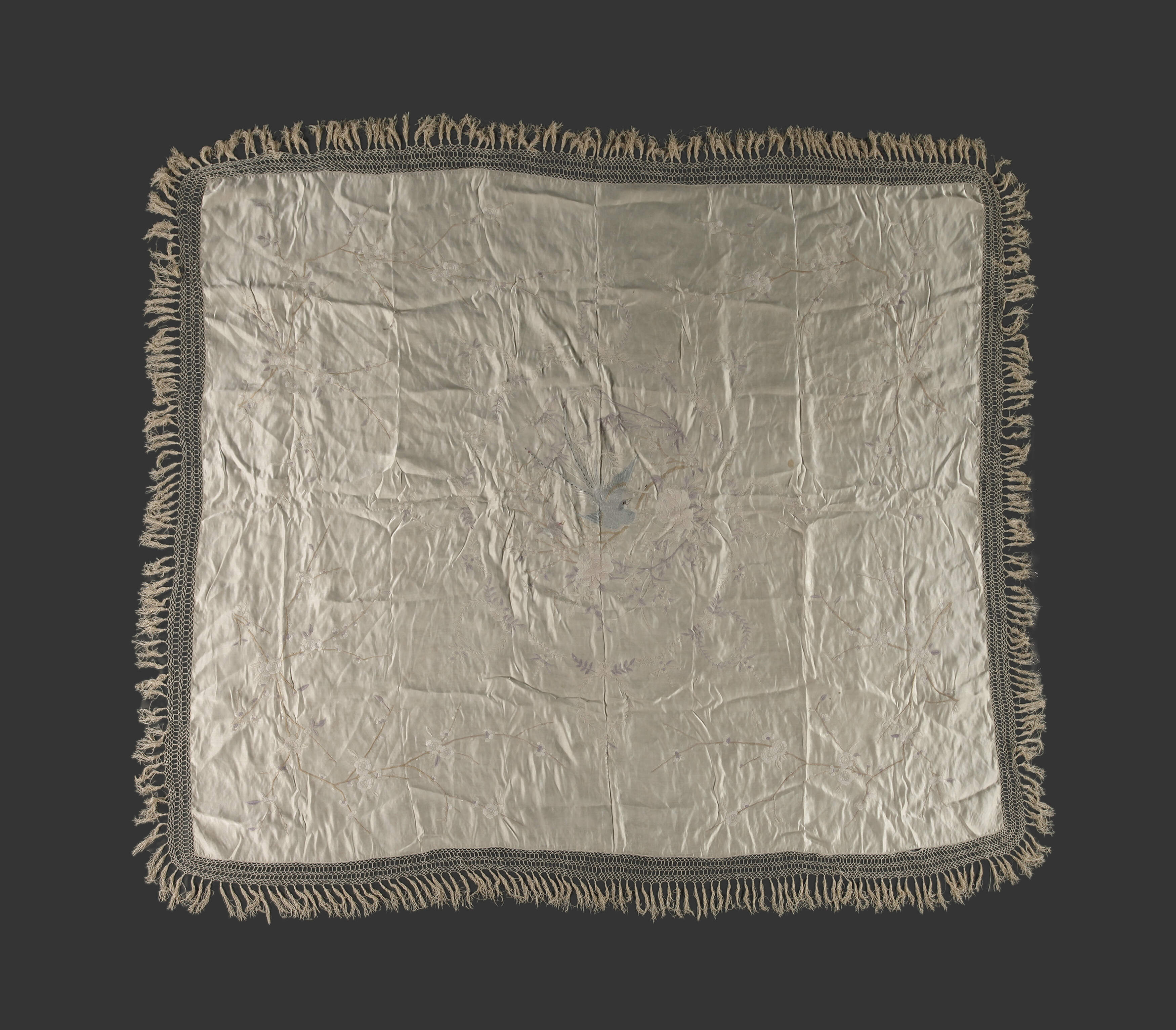 Besticktes Tafeltuch