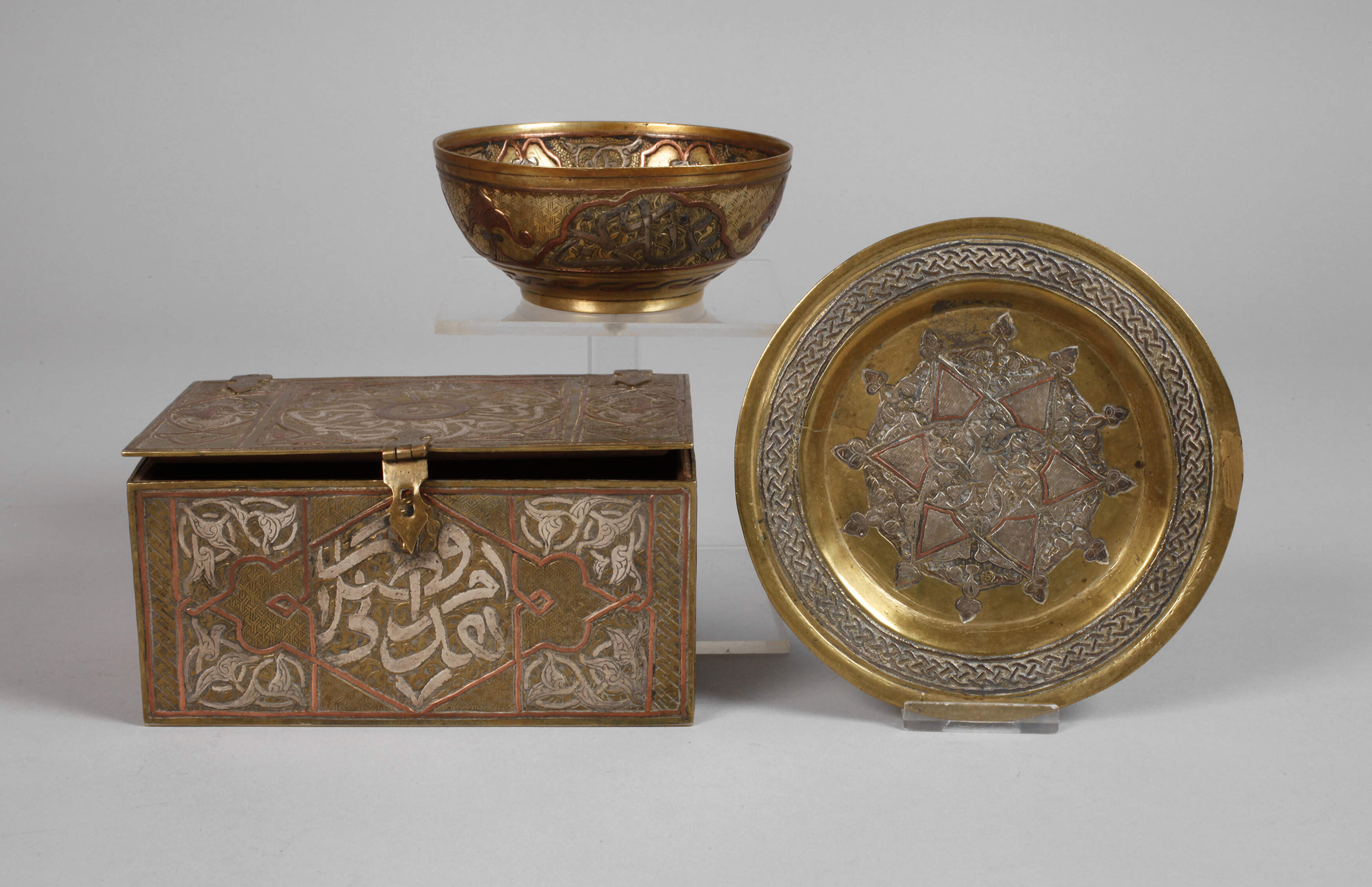 Drei persische Zierteile