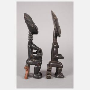 Zwei Fruchtbarkeitspuppen