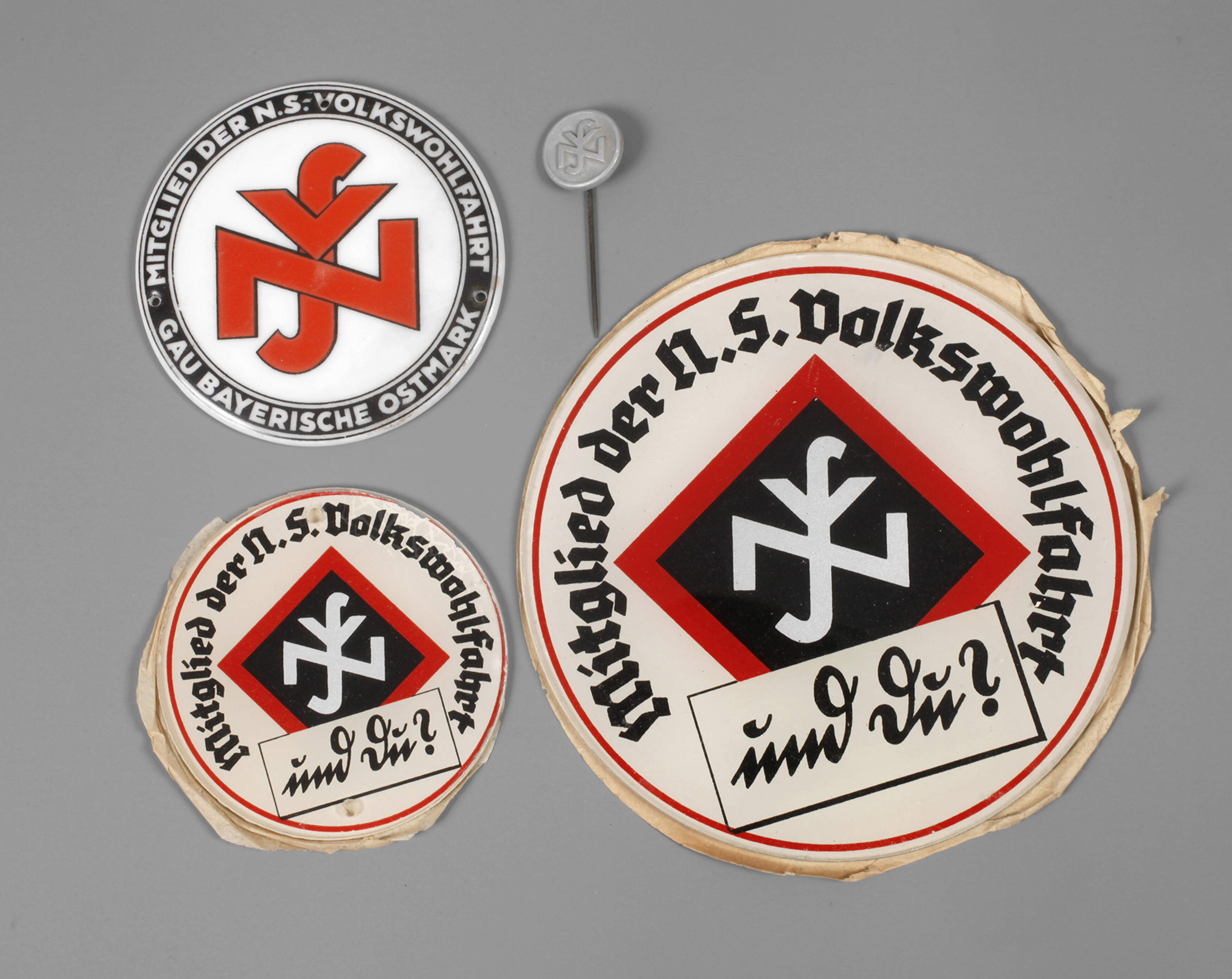 Satz Plaketten der Volkswohlfahrt