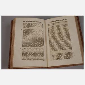 Zwei Bände Entwicklung der Staatsverfassung