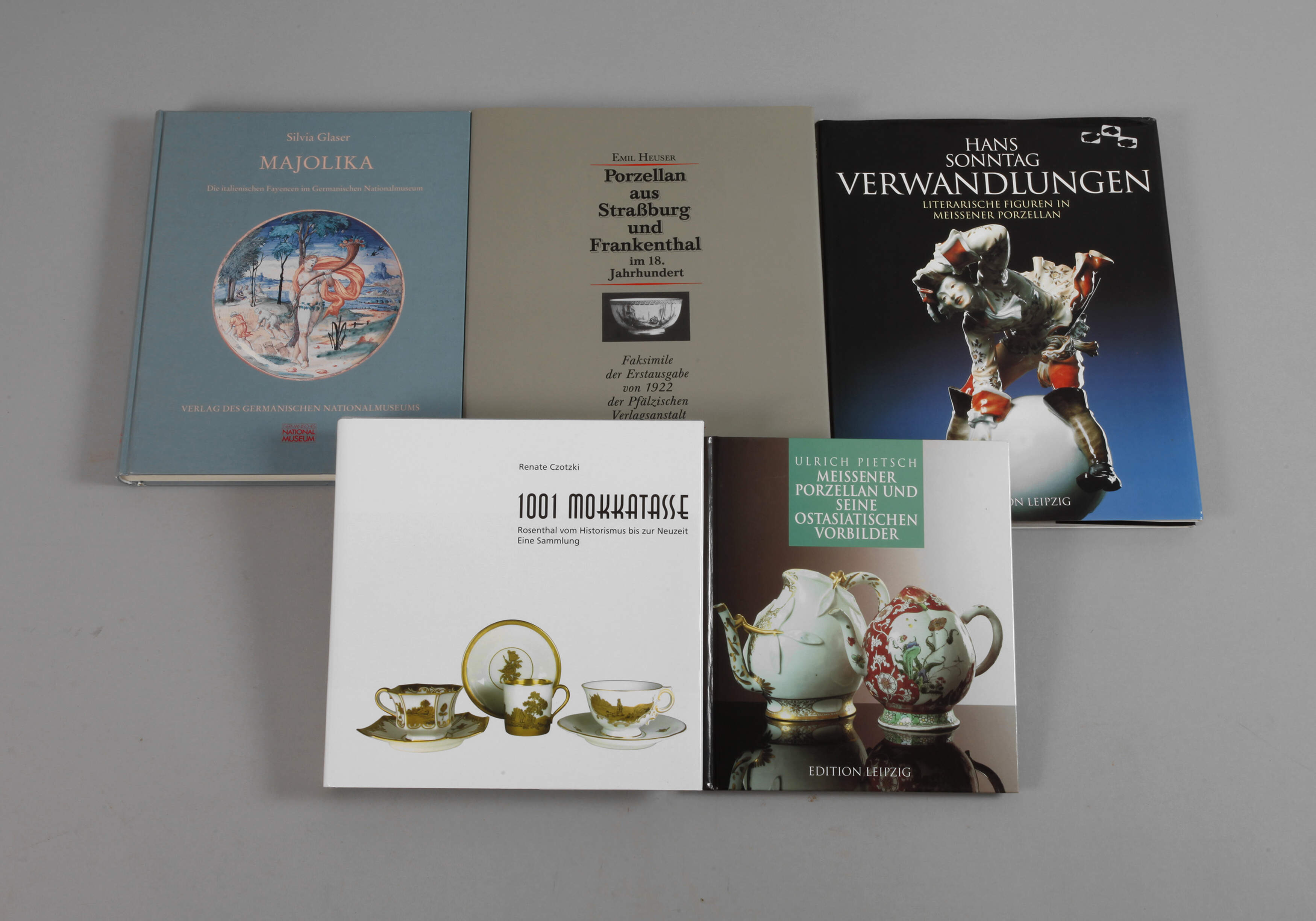 Fünf Fachbücher Porzellan und Keramik