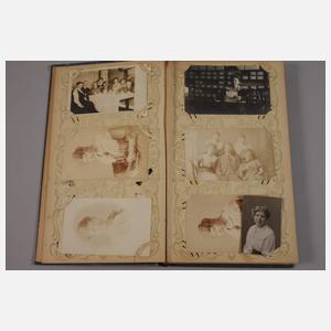 Postkartenalbum Kitsch- und Motivkarten