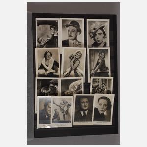 Zwei Alben Zigarettenbilder