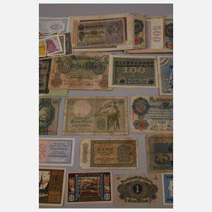Konvolut Geldscheine, Münzen und Etiketten