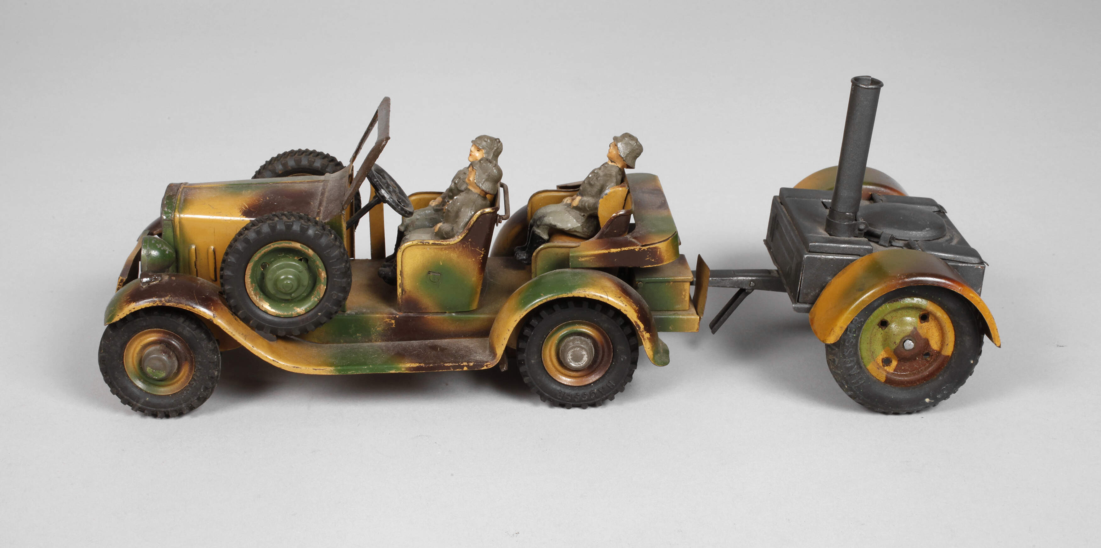 Hausser Elastolin Kübelwagen mit Feldküche