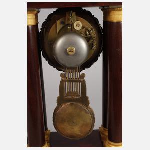 Portaluhr Pons Paris