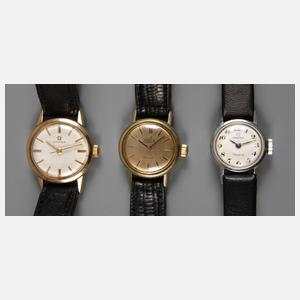 Drei Damenuhren Omega